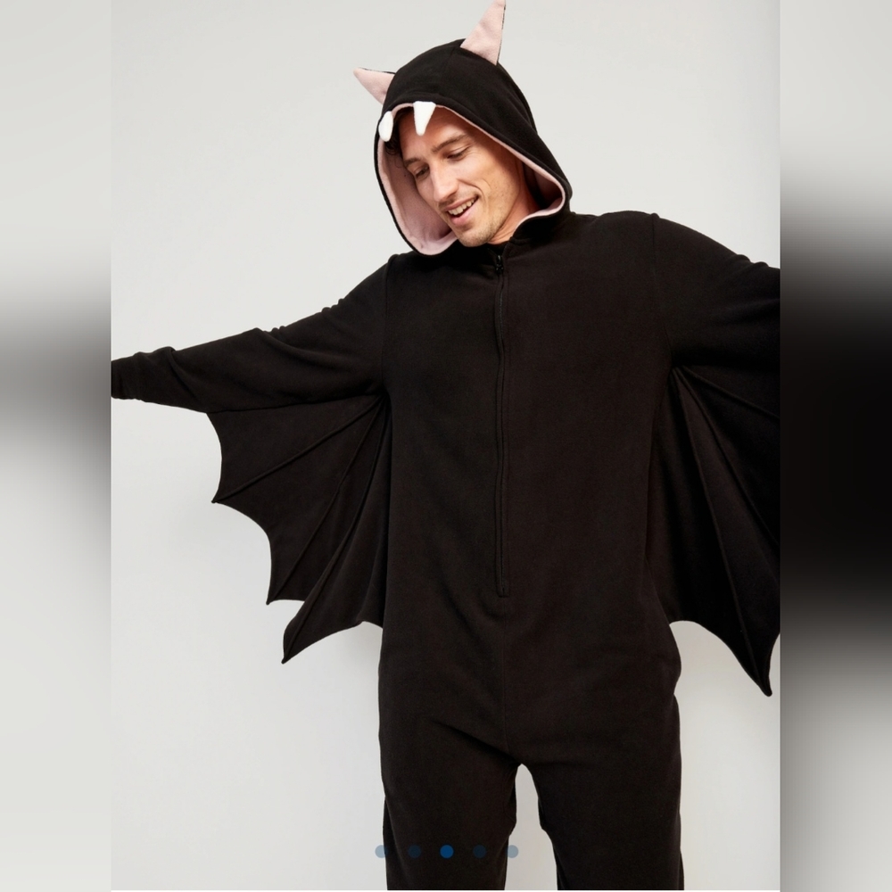 Old Navy gender neutral adult bat costume XXXL